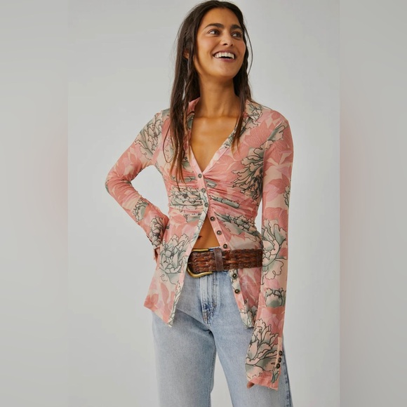▪️Free People Lucky Shirtee Floral Mesh Button Down Top Peach Bloom - Picture 1 of 13